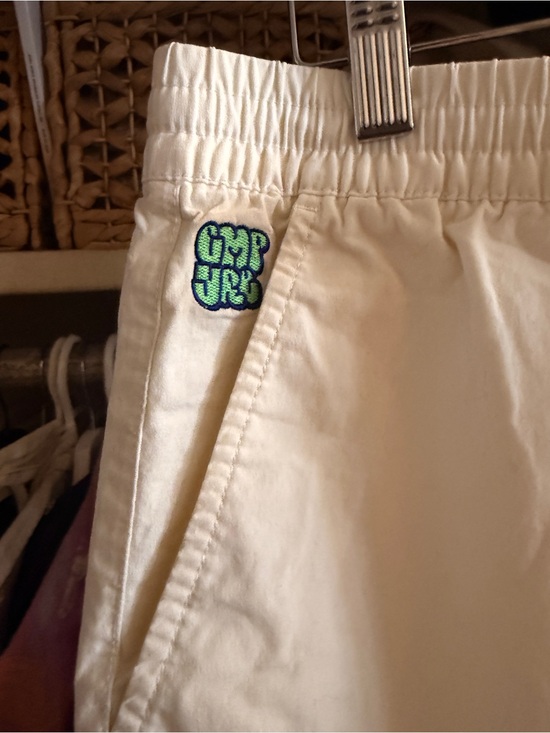 Empyre Pants - Empyre Cream Elastic-Waist Shorts with Green Logo